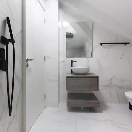 Rato Prime Terrace By Homing Lägenhet *