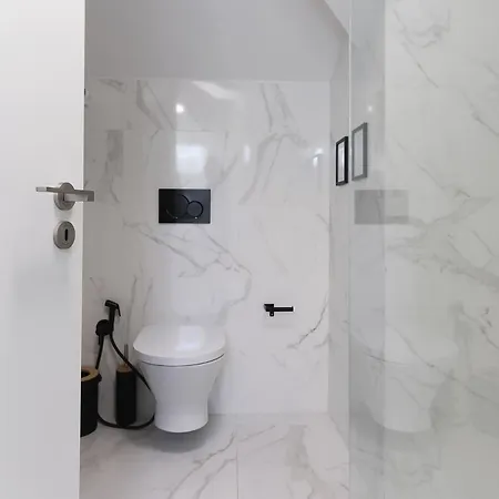 Rato Prime Terrace By Homing